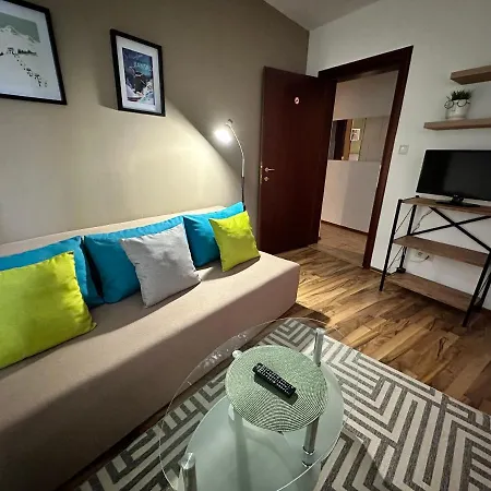 Ramada Gondola Apartament Bansko